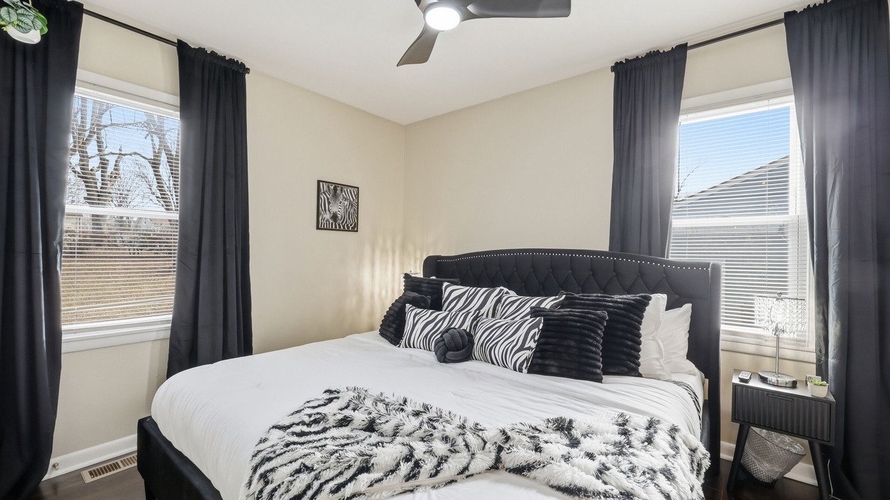 Photo of Bedroom in Lee's Summit