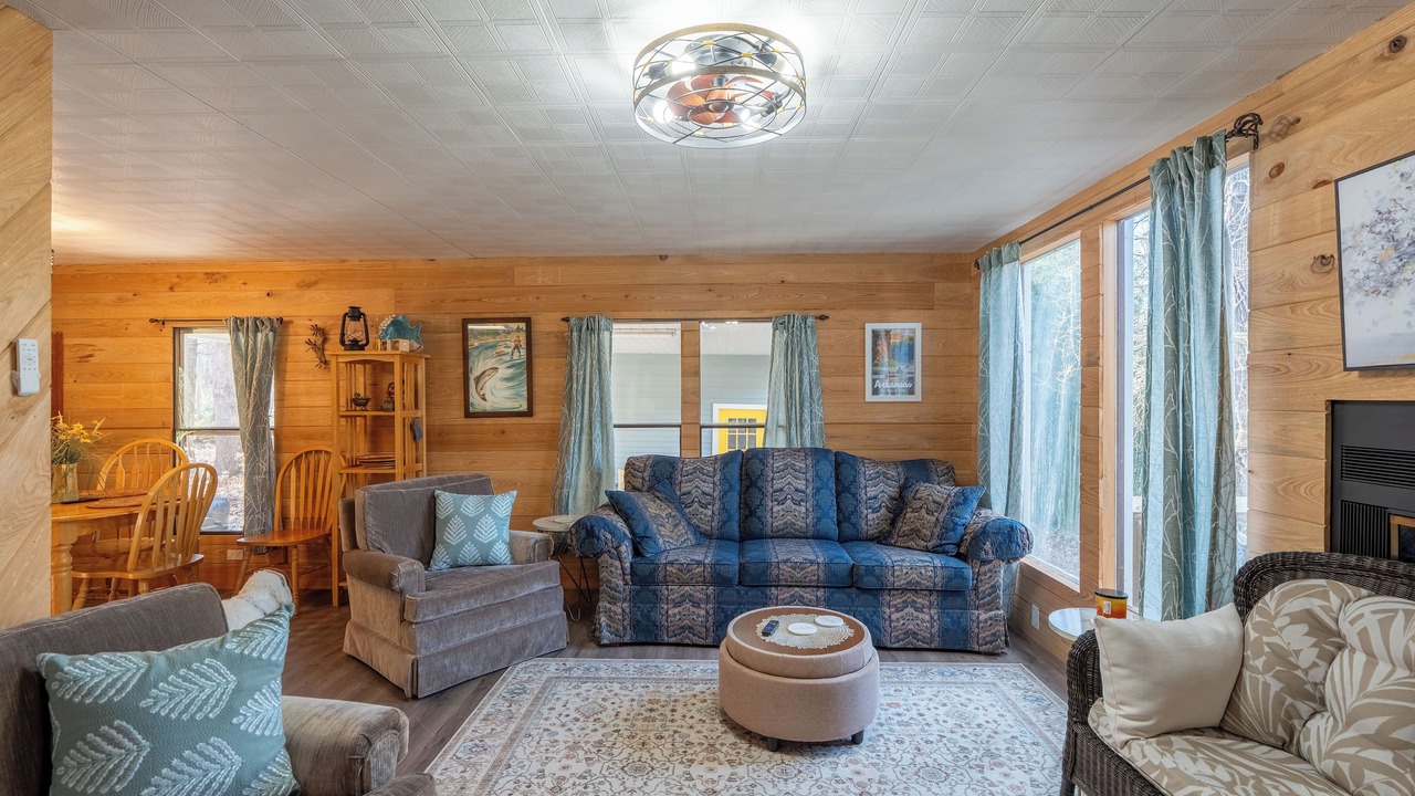 Photo of Livingroom in Wilburn