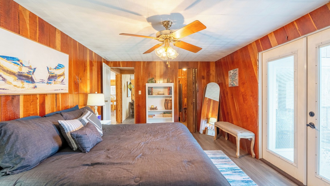 Photo of Bedroom in Wilburn