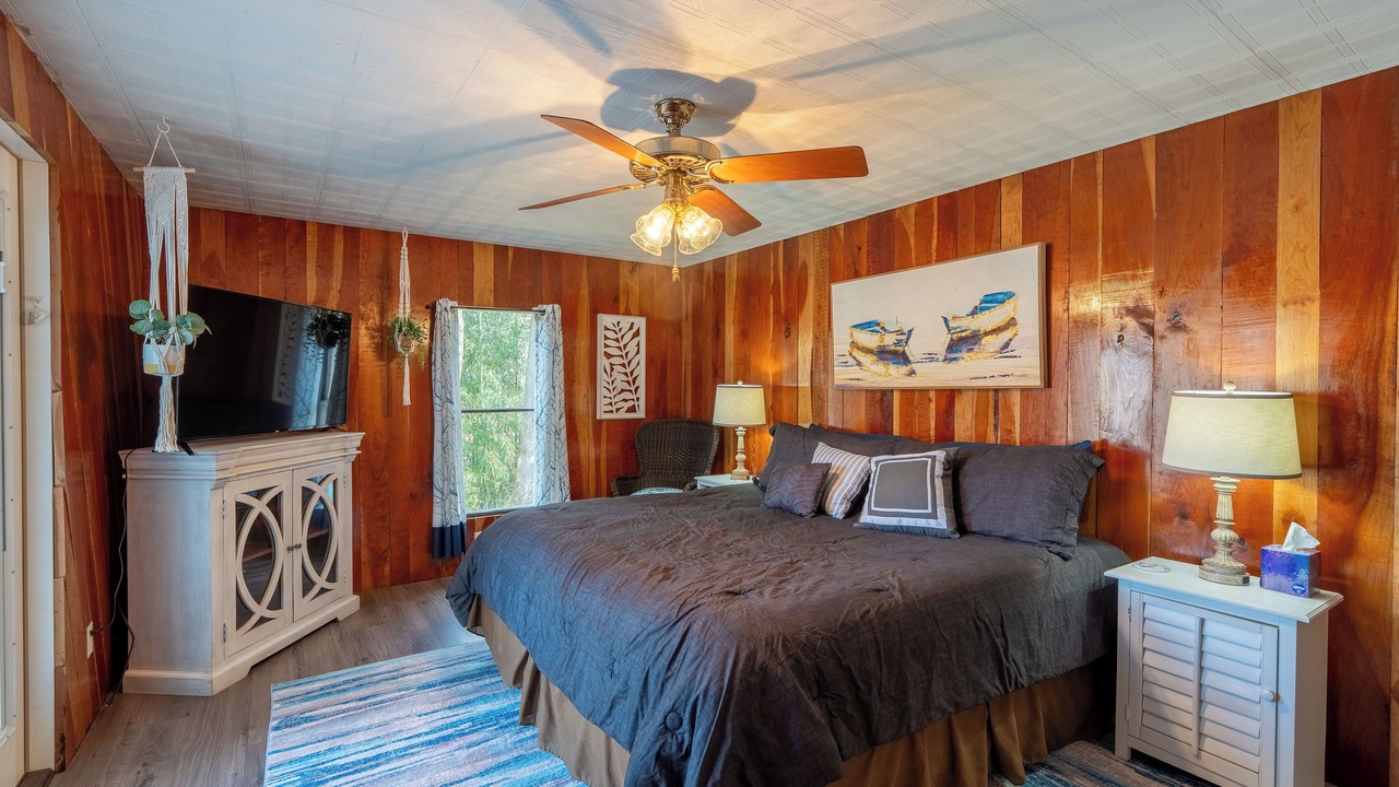Photo of Bedroom in Wilburn