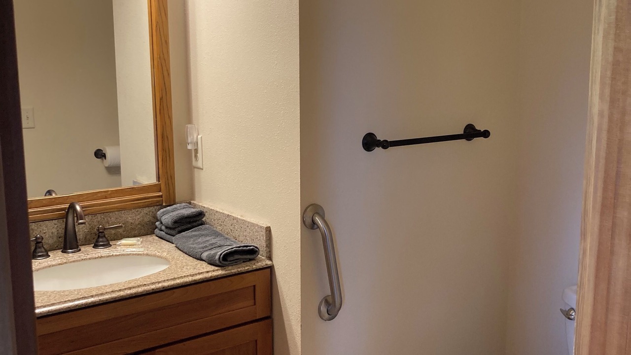 Photo of Bathroom in Thurston