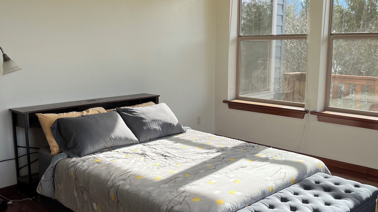 Photo of Bedroom in Thurston