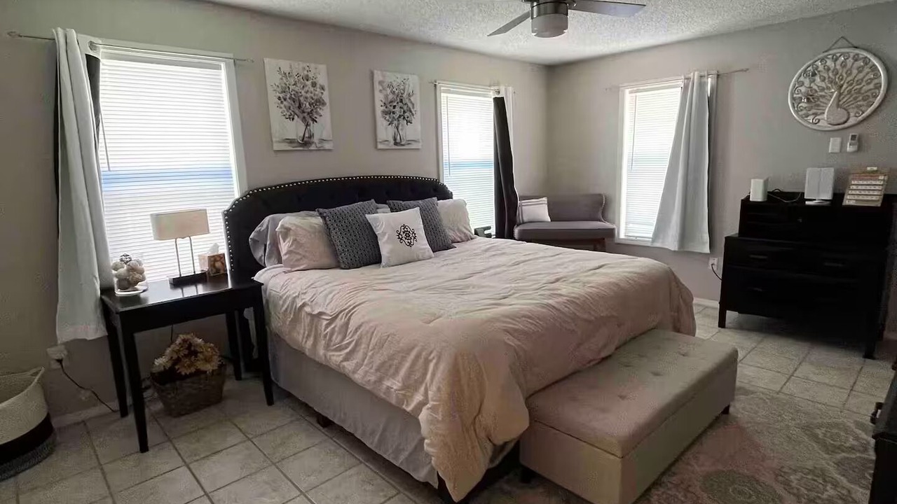 Photo of Bedroom in Rogers
