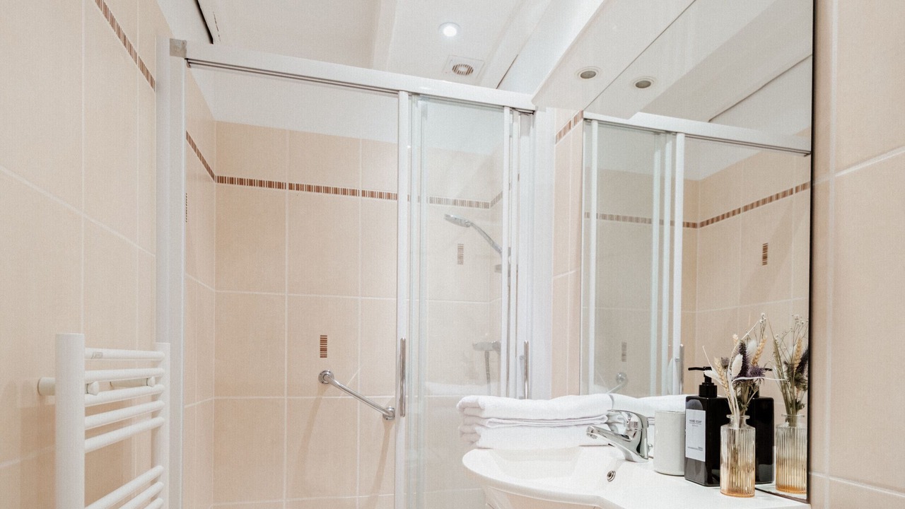 Photo of Bathroom in Montereau