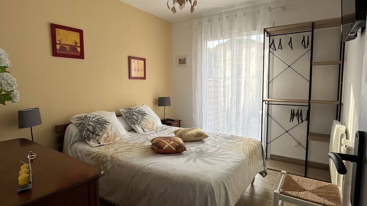 Photo of Bedroom in Les Arenes