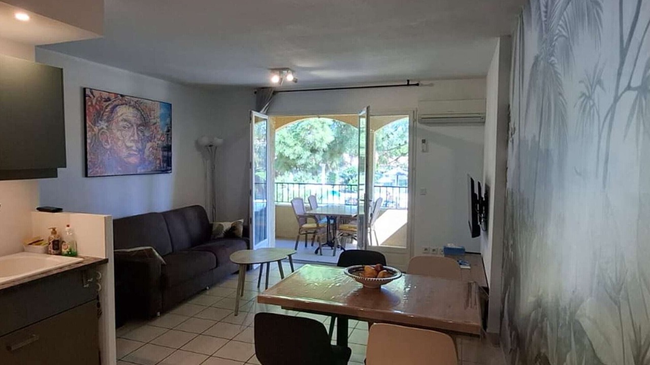 Photo of Livingroom in Les Hauts de Canet