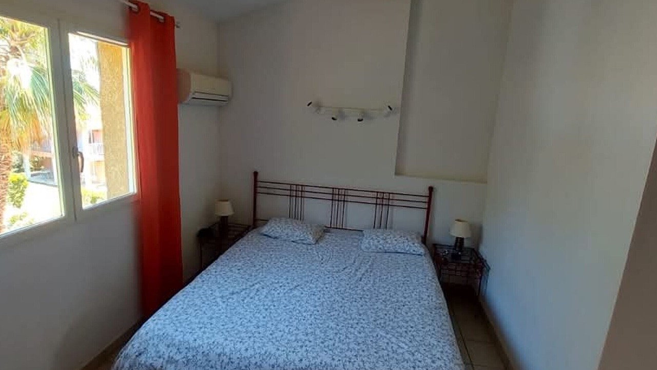 Photo of Bedroom in Les Hauts de Canet