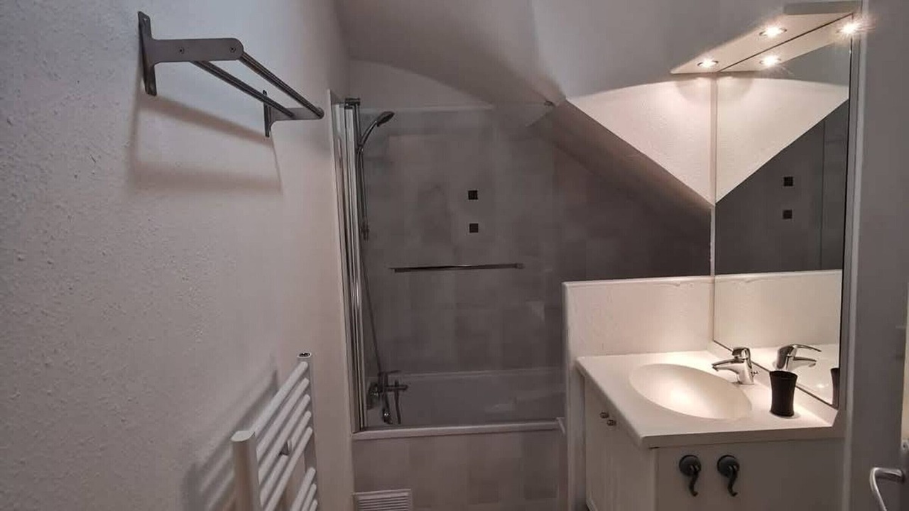 Photo of Bathroom in Les Hauts de Canet