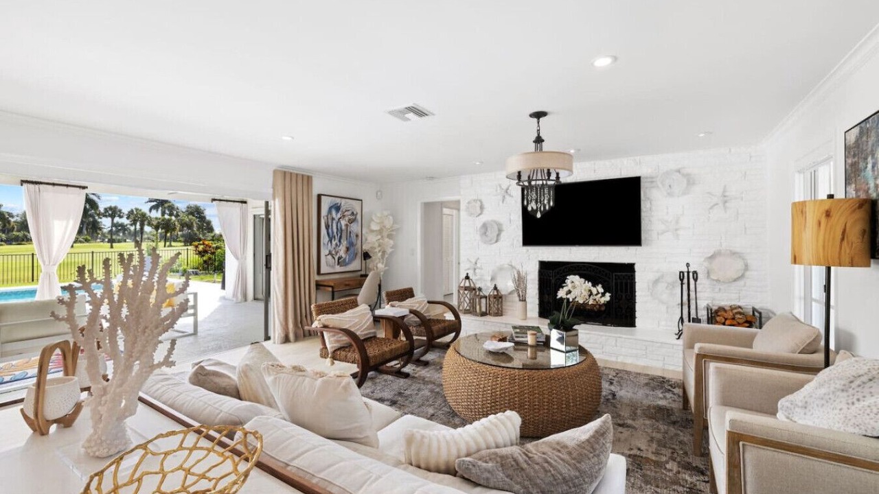 Photo of Livingroom in Moorings