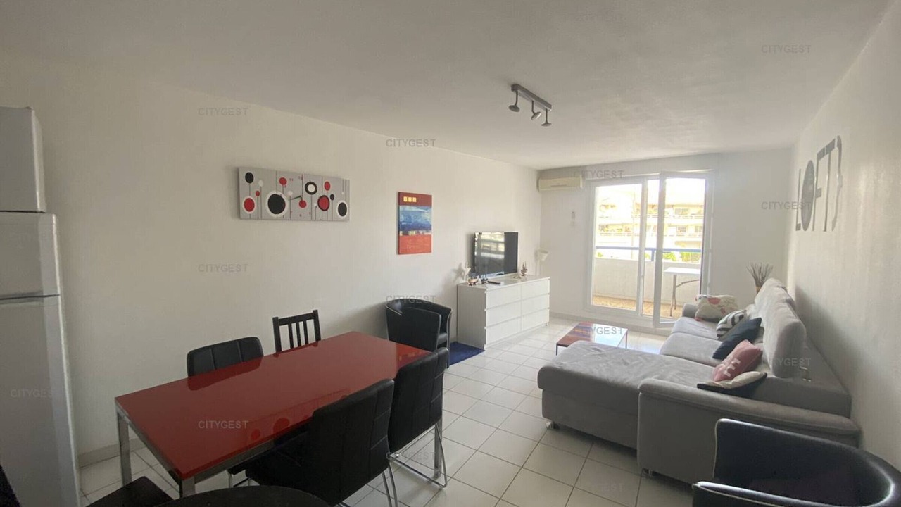 Photo of Livingroom in Le Port