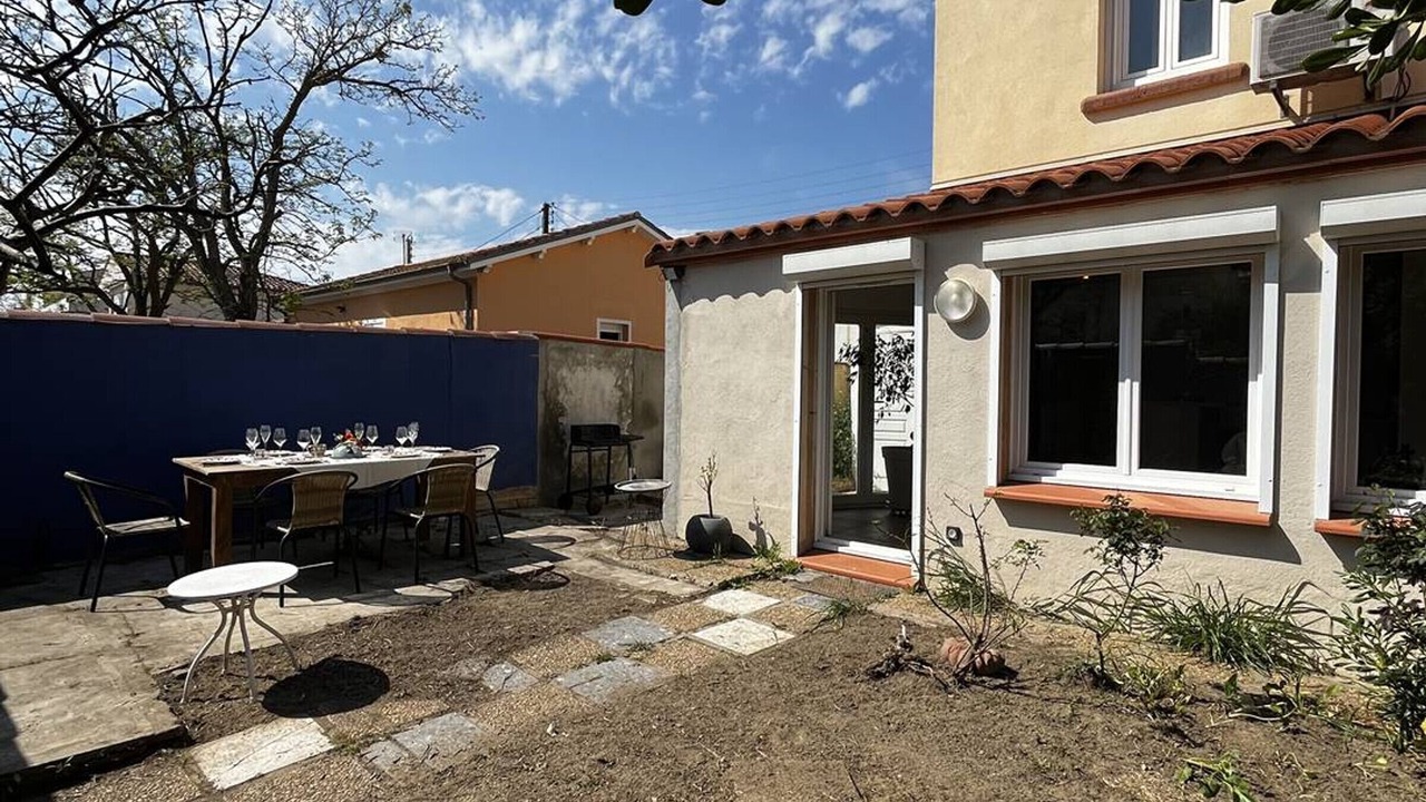 Photo of Outdoor in La Jetee