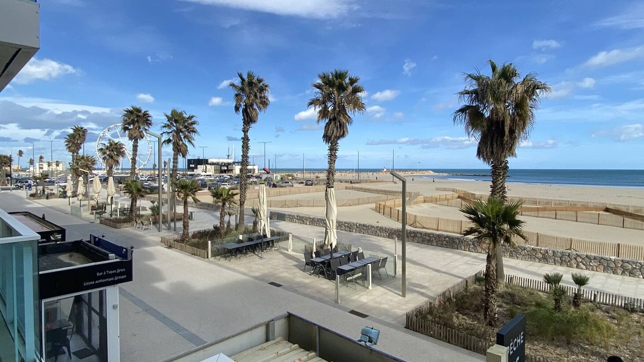 Photo of Outdoor in La Jetee