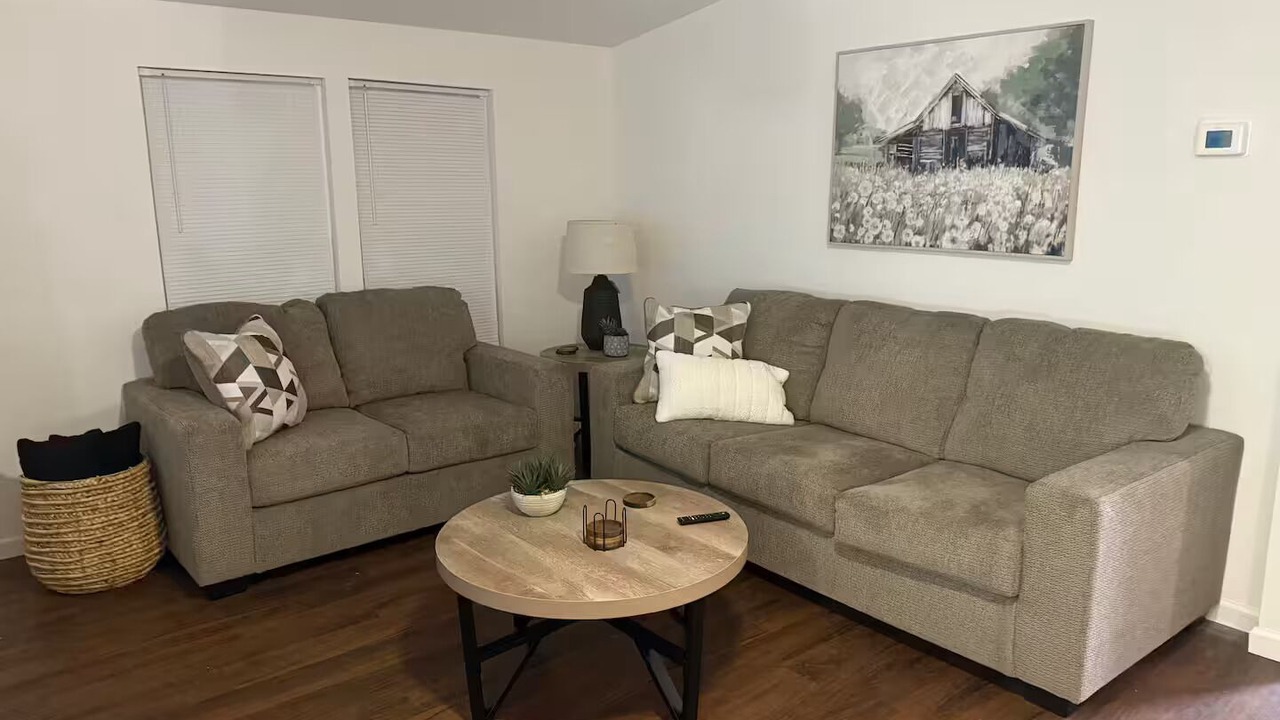 Photo of Livingroom in Carrollton