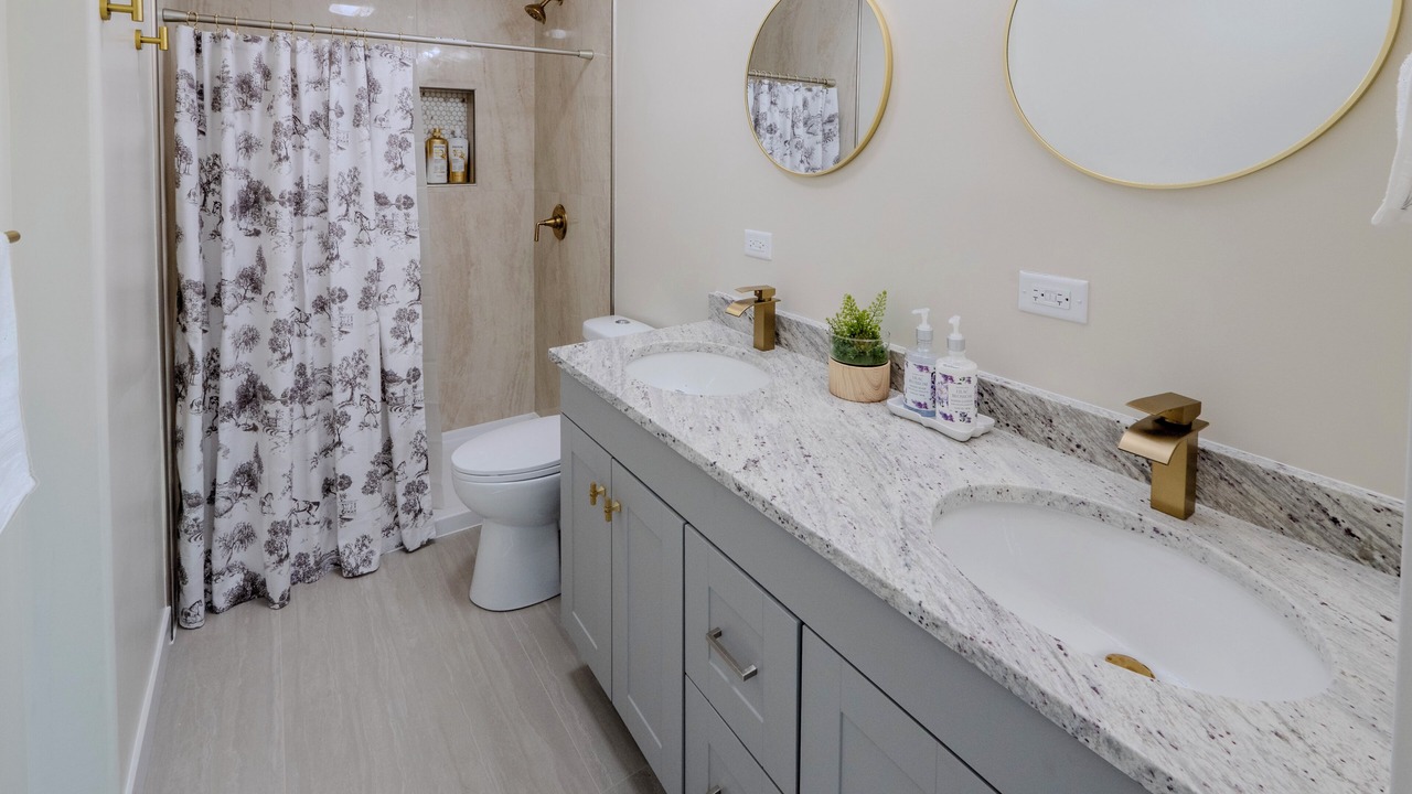 Photo of Bathroom in Wasco