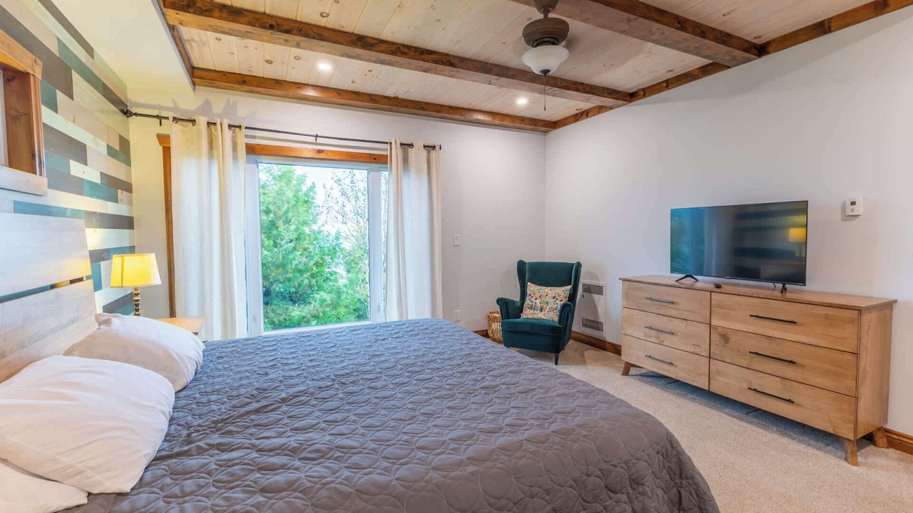 Photo of Bedroom in Tobermory