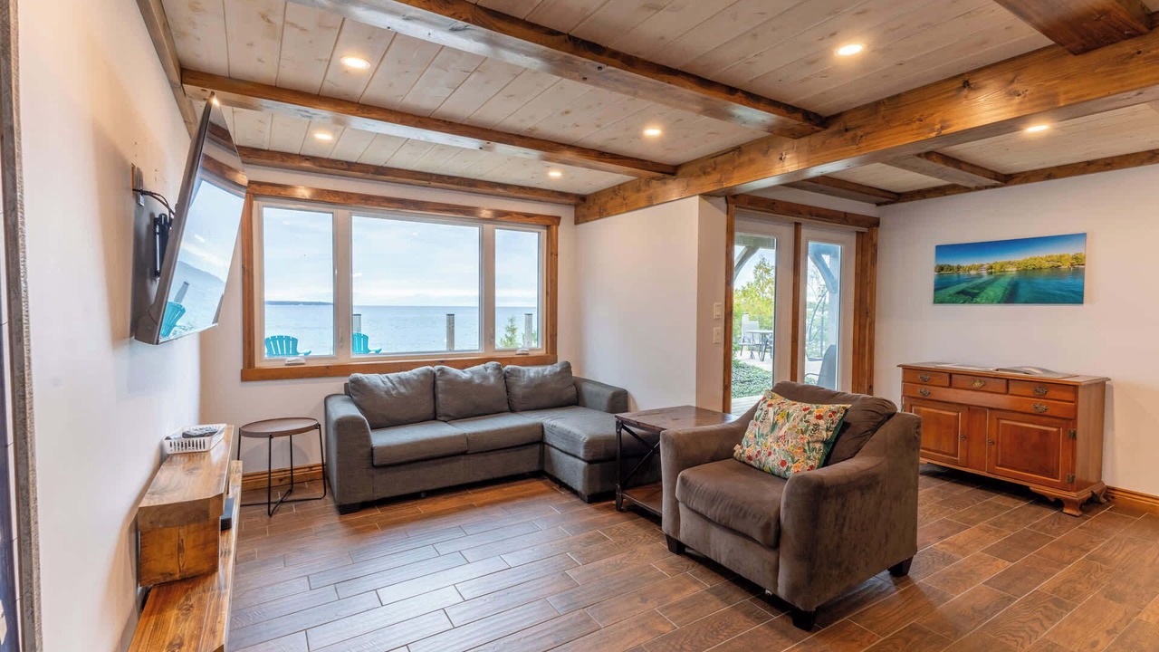 Photo of Livingroom in Tobermory