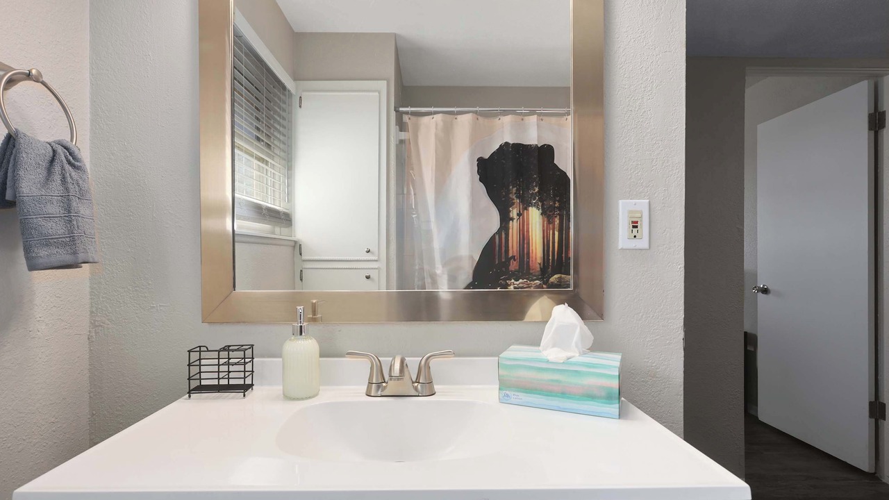 Photo of Bathroom in Rosedale