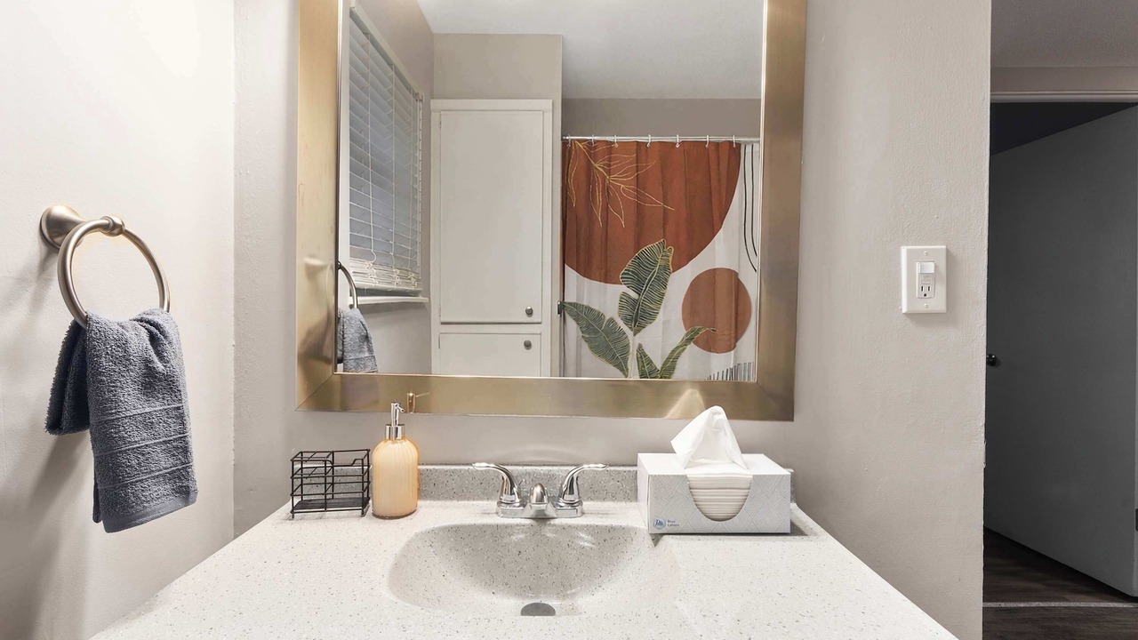 Photo of Bathroom in Rosedale