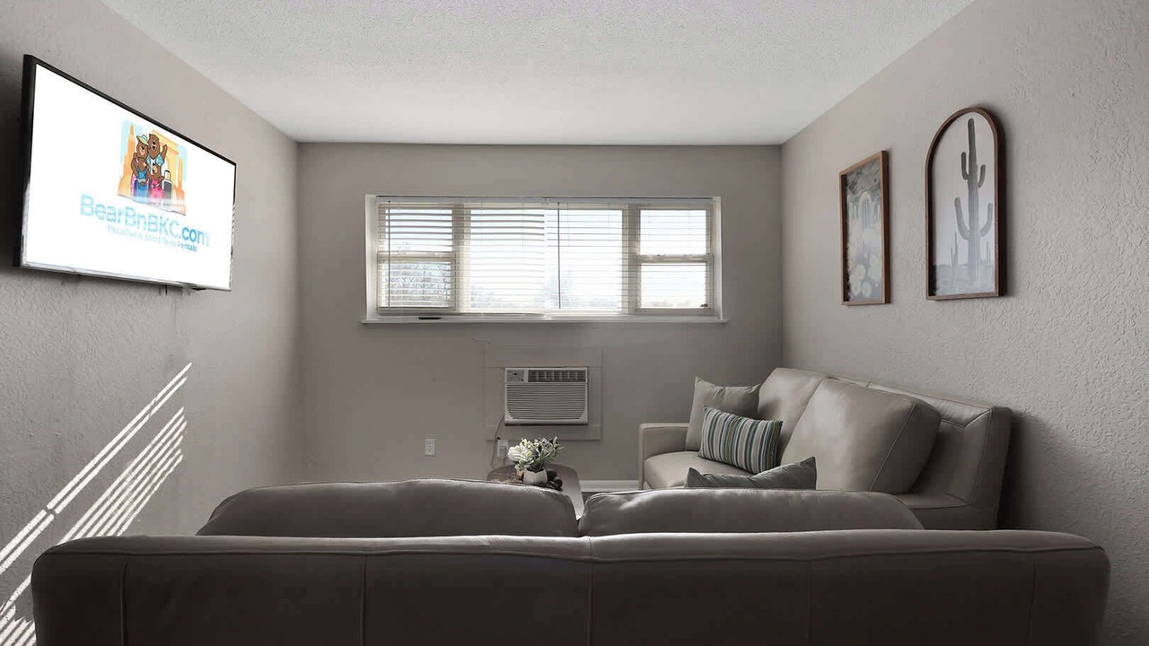 Photo of Livingroom in Rosedale
