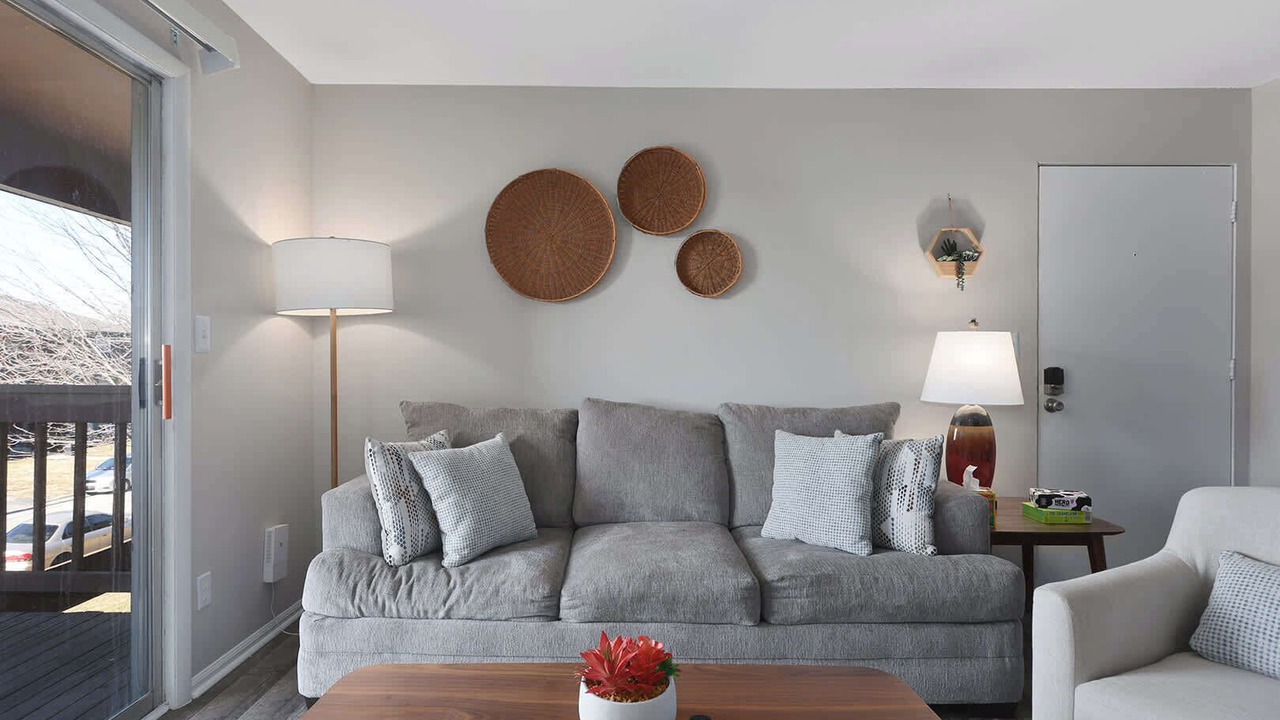 Photo of Livingroom in Rosedale