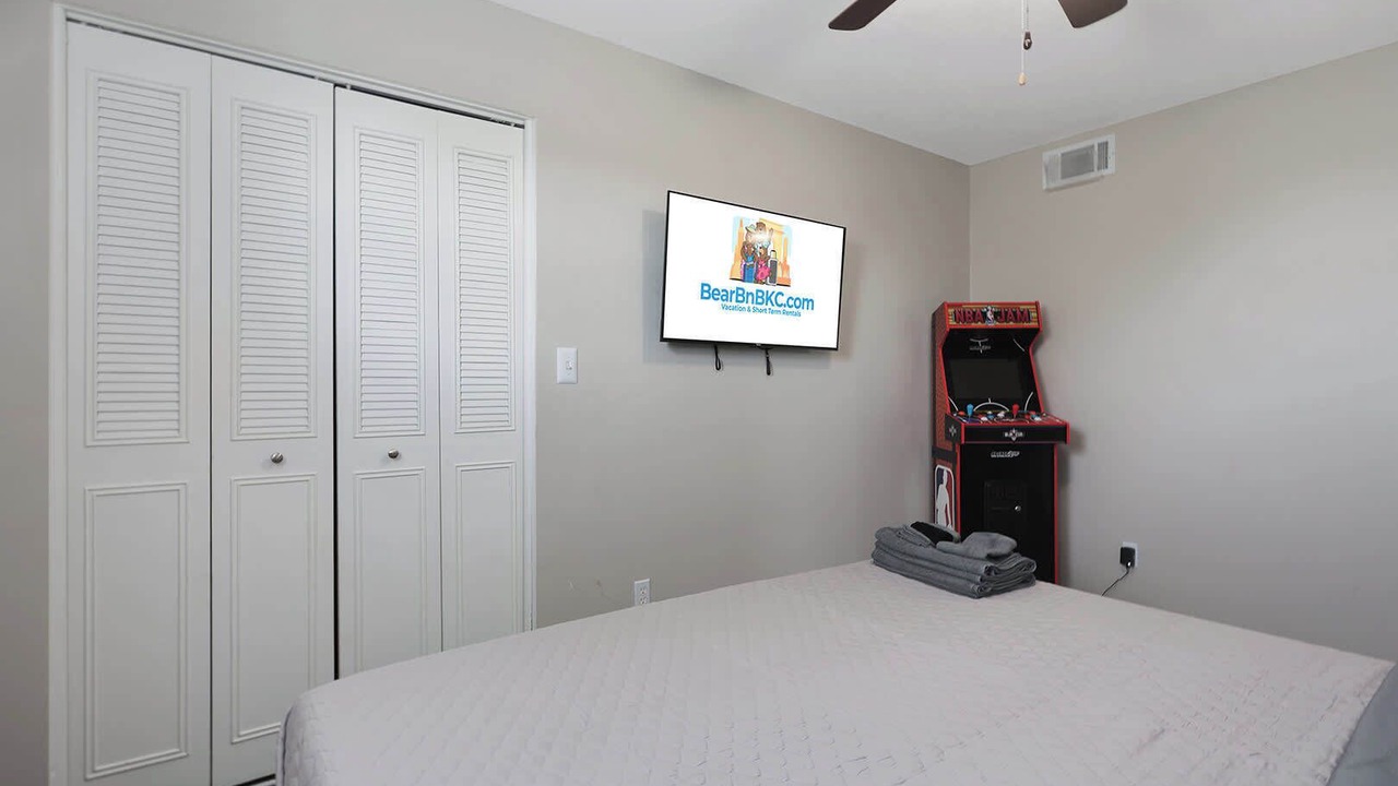 Photo of Bedroom in Rosedale