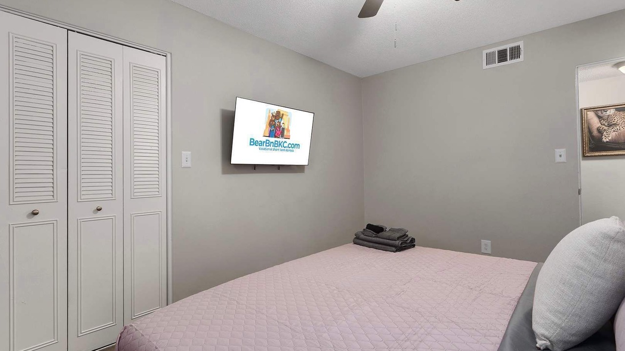 Photo of Bedroom in Rosedale