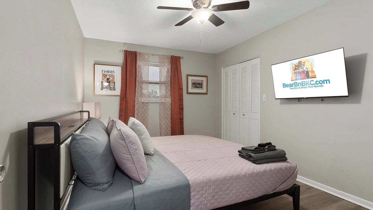 Photo of Bedroom in Rosedale