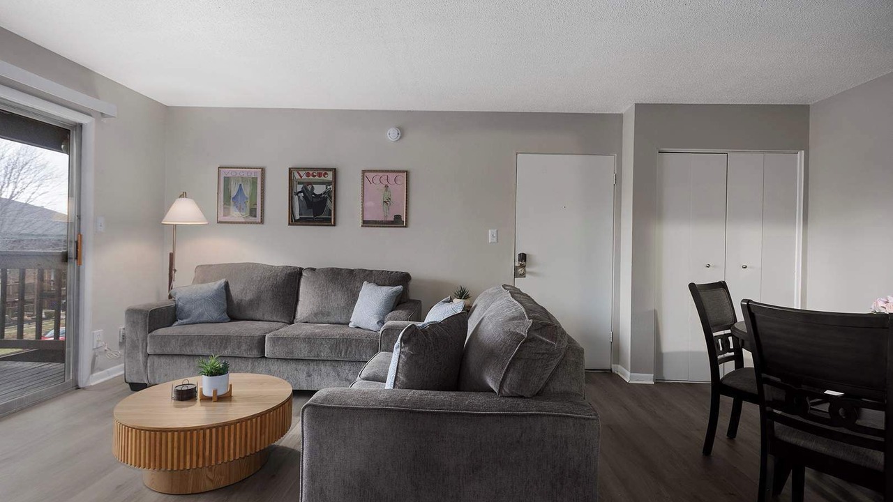 Photo of Livingroom in Rosedale