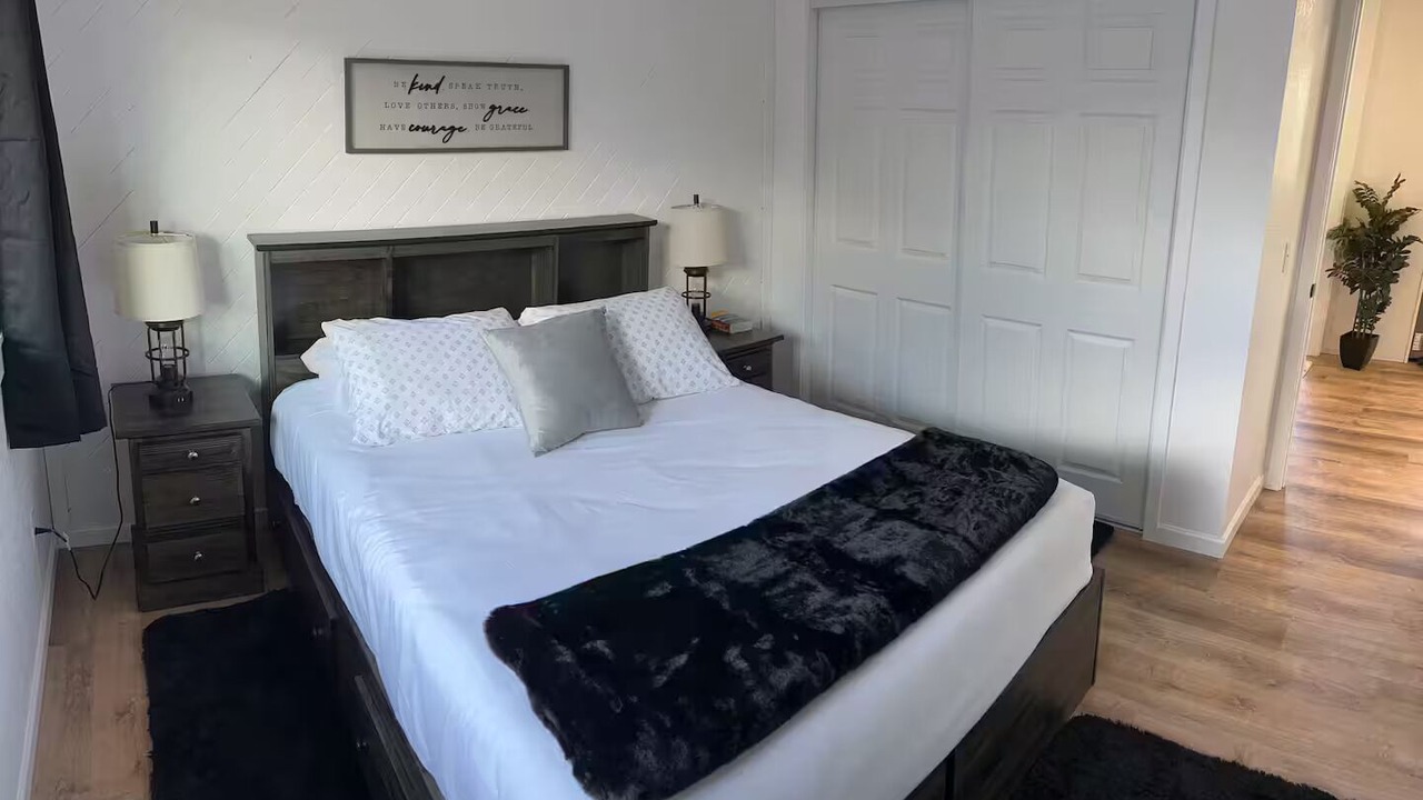 Photo of Bedroom in Port Angeles