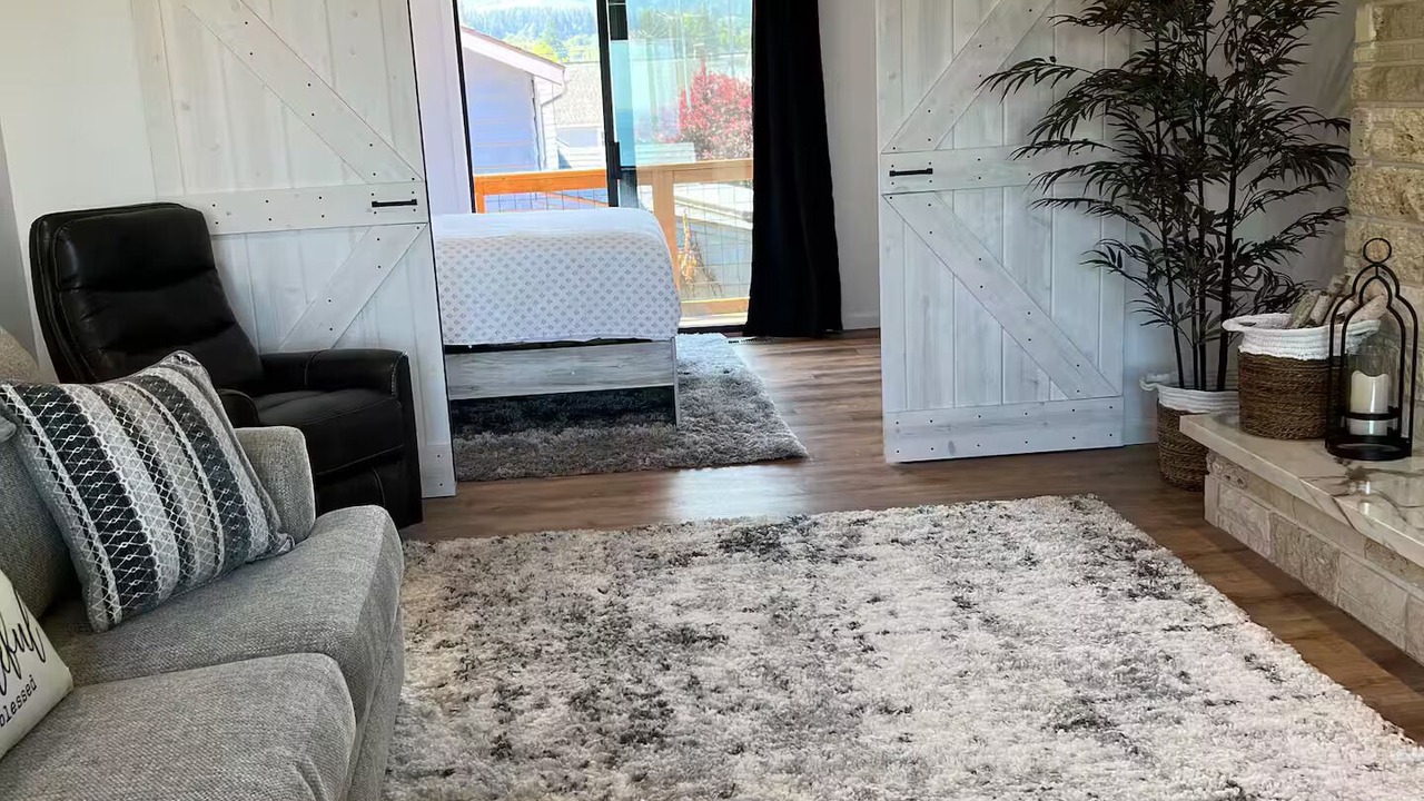 Photo of Livingroom in Port Angeles