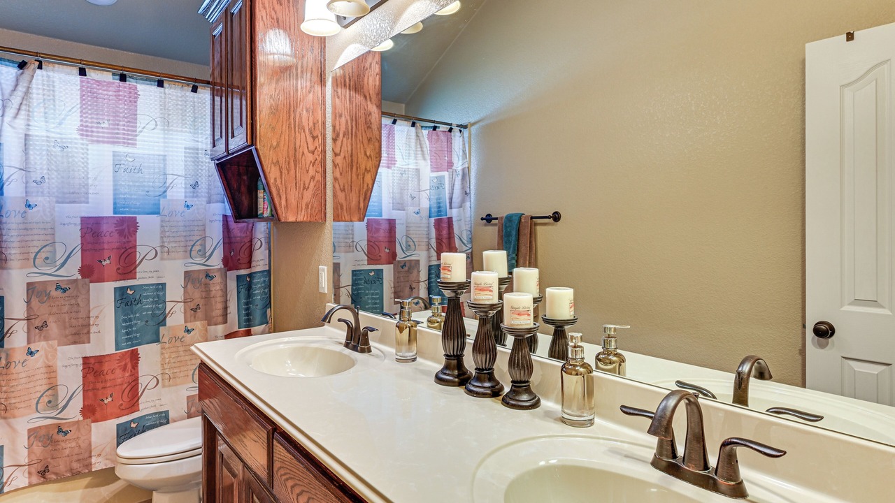 Photo of Bathroom in Killeen