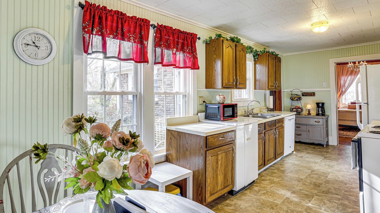 Photo of Kitchen in Greenfield