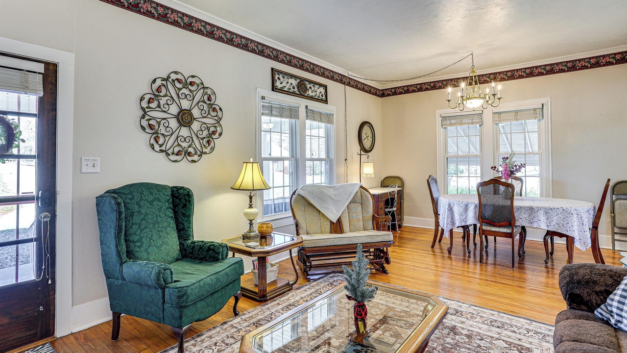 Photo of Bedroom in Greenfield
