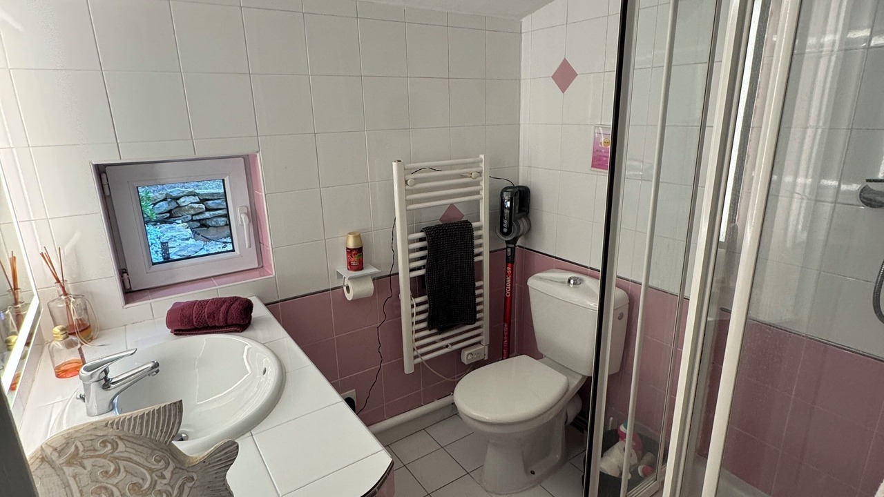 Photo of Bathroom in Le Castellet