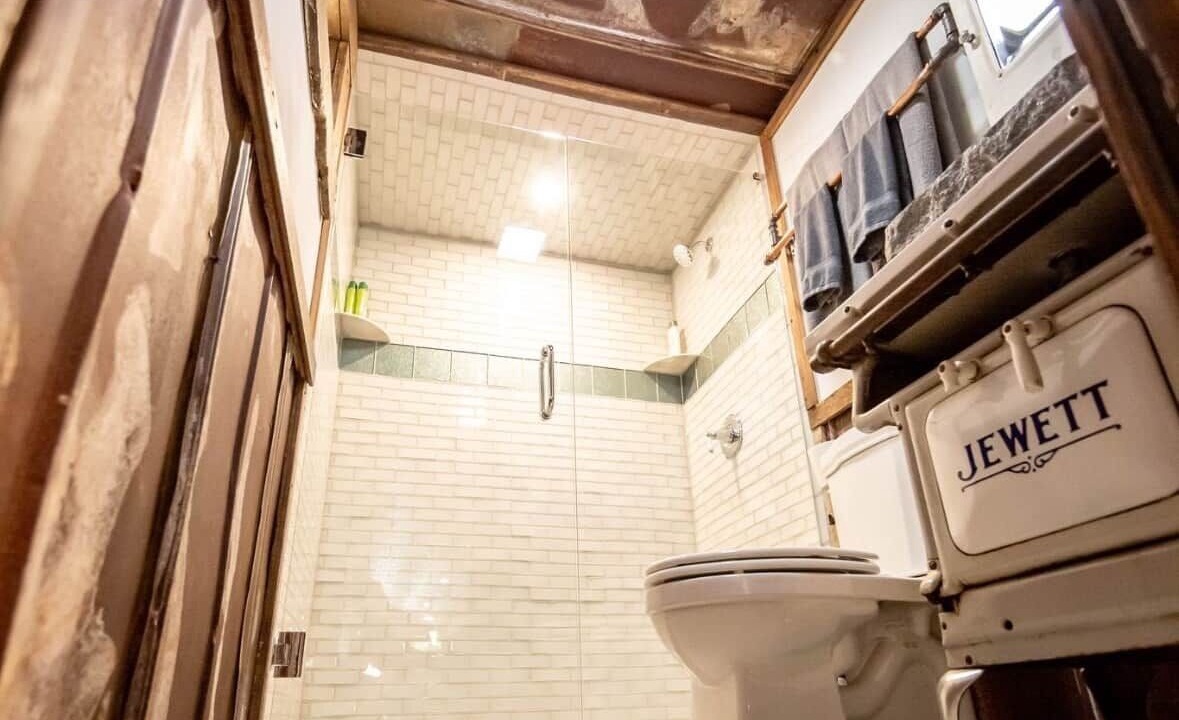 Photo of Bathroom in Newell