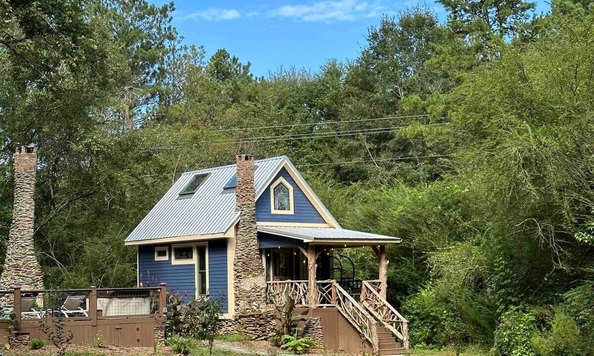 Photo of Livingroom in Newell