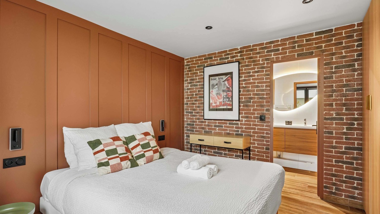 Photo of Bedroom in Arts-et-Metiers