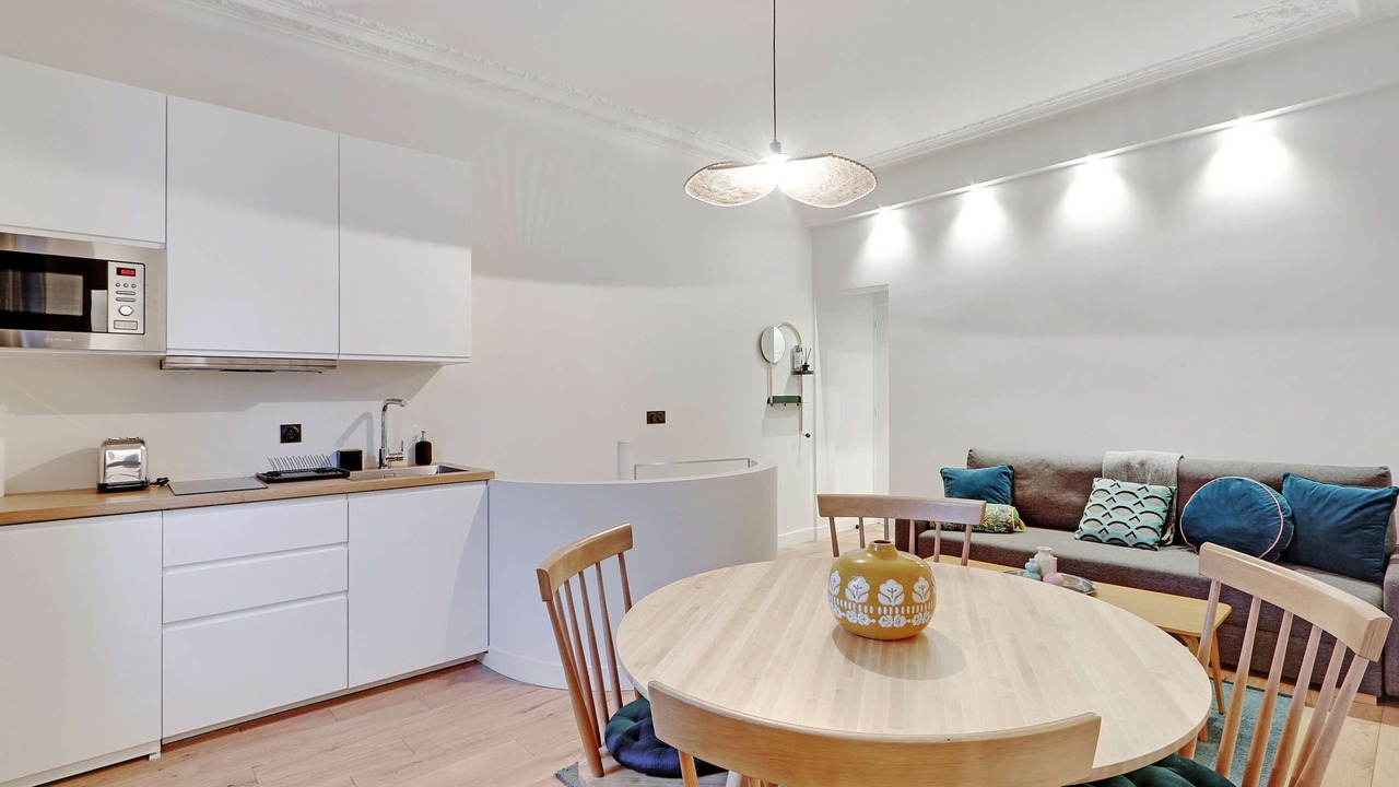 Photo of Others in Neuilly-sur-Seine