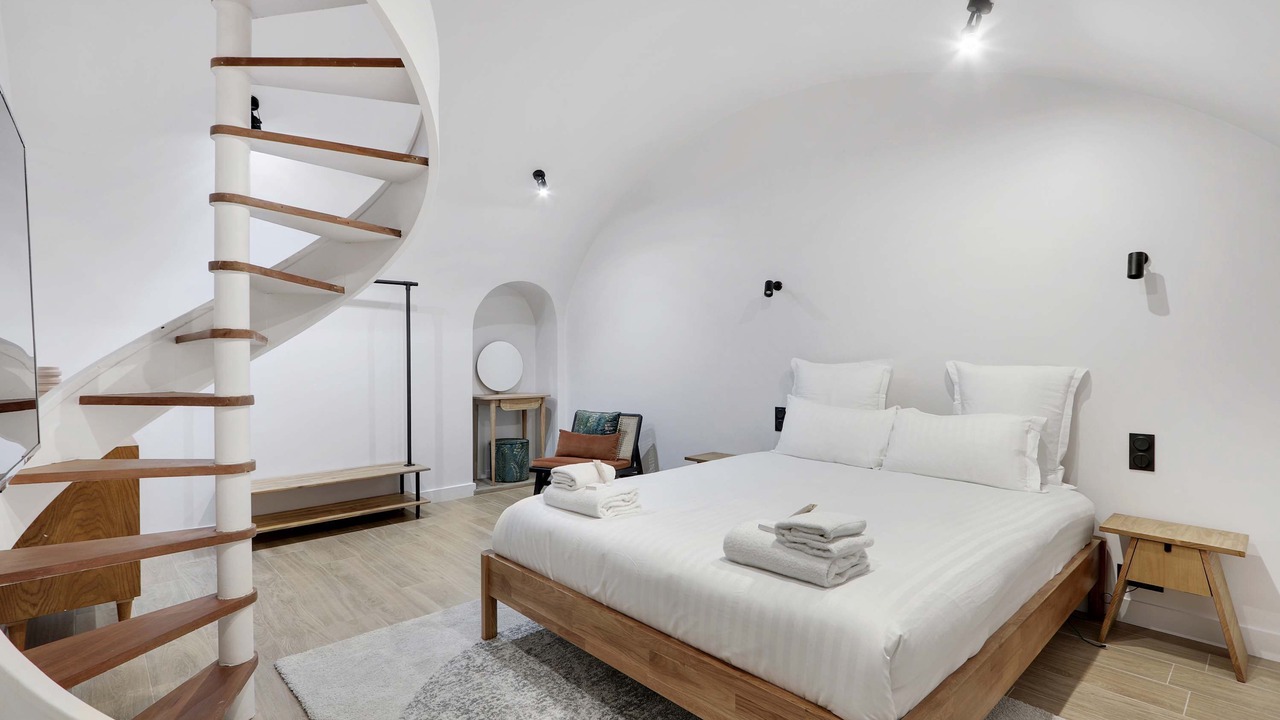 Photo of Others in Neuilly-sur-Seine