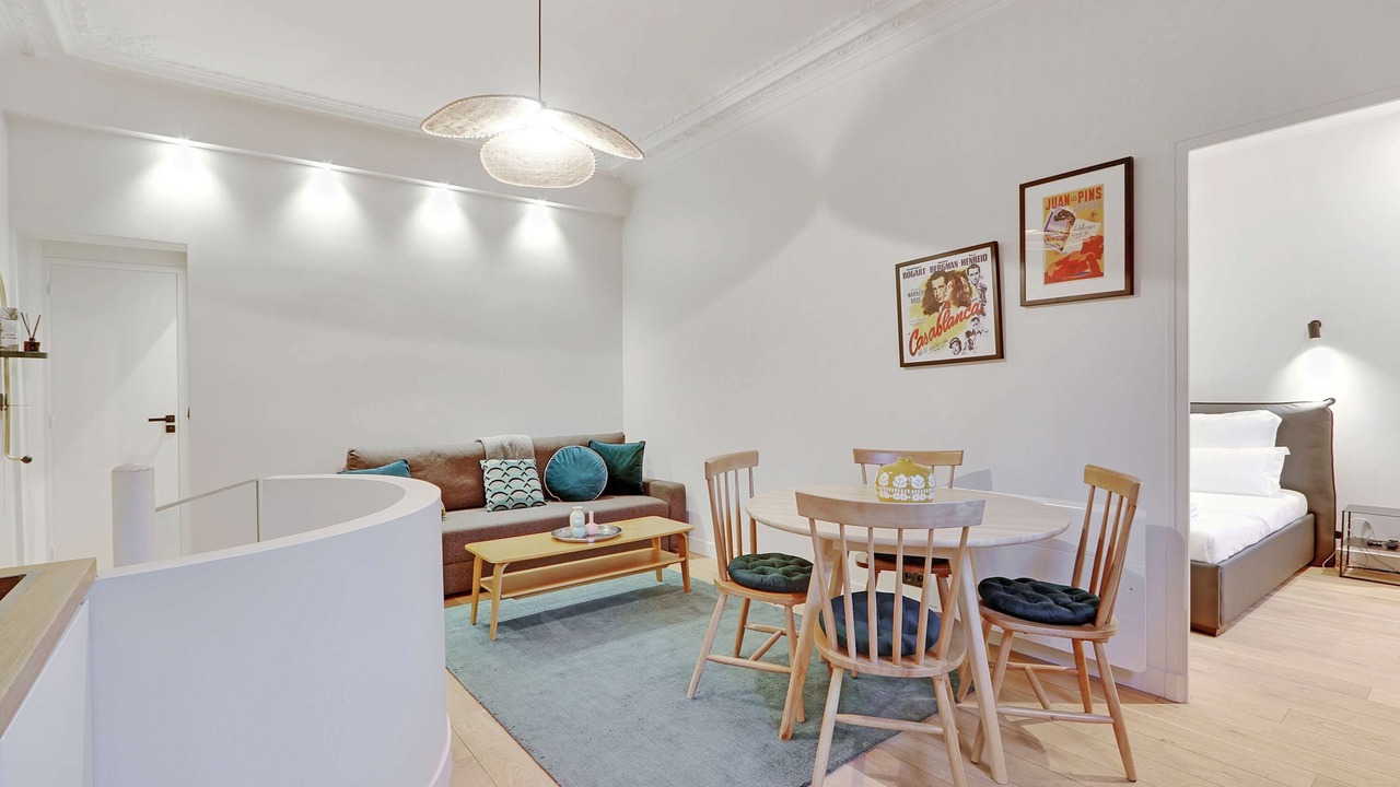 Photo of Others in Neuilly-sur-Seine