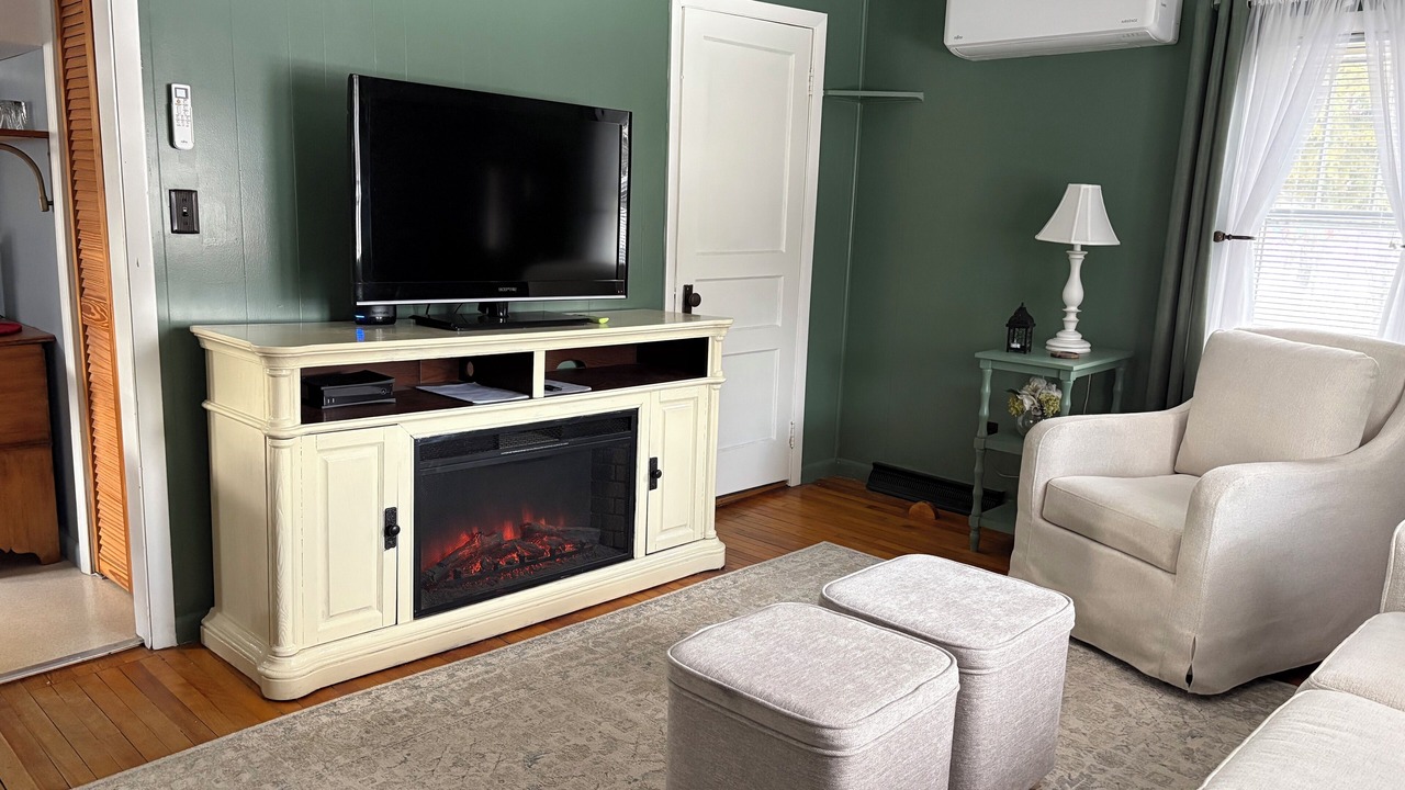 Photo of Livingroom in Jay