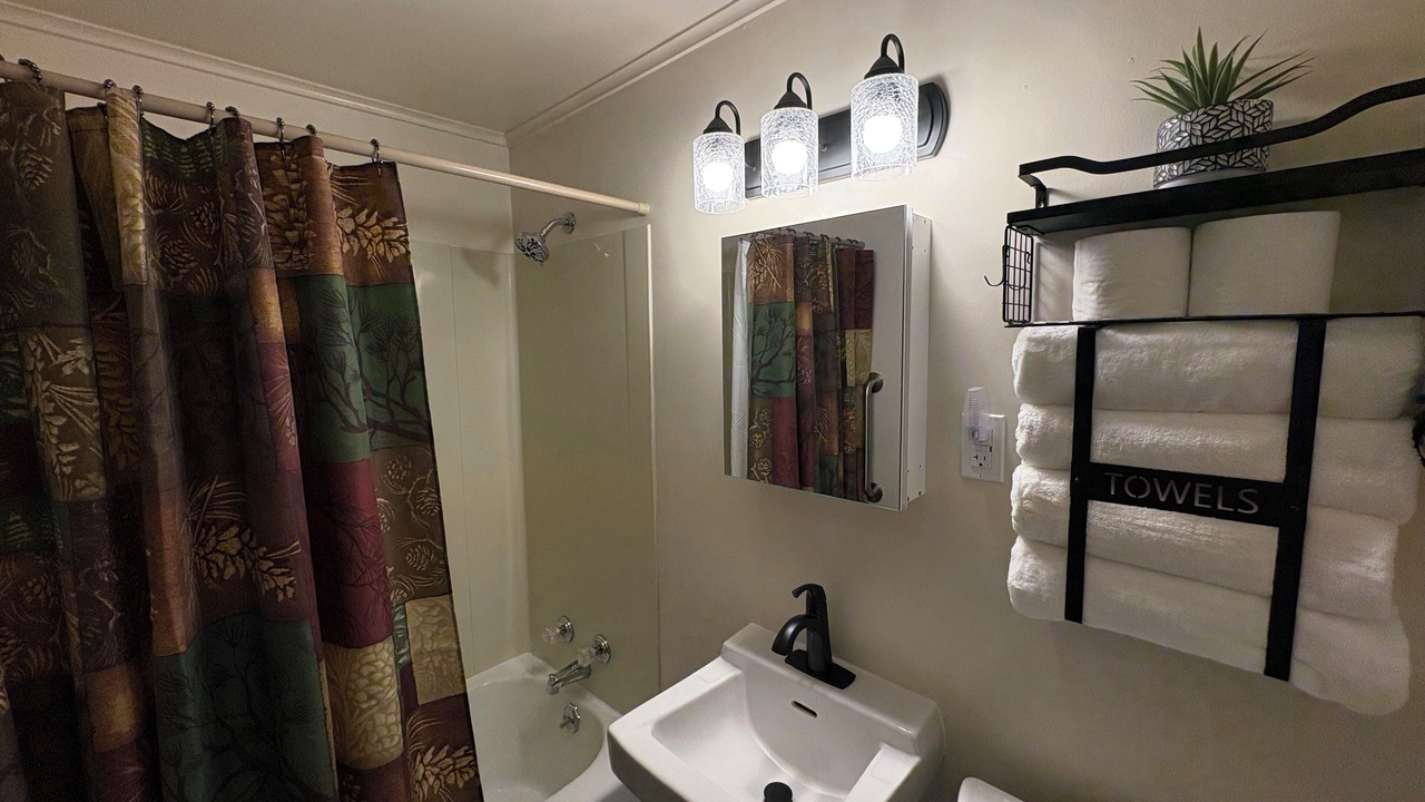 Photo of Bathroom in Jay