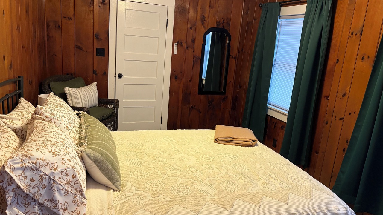 Photo of Bedroom in Jay