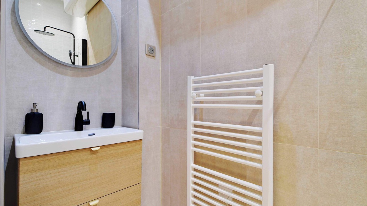 Photo of Bathroom in Clignancourt