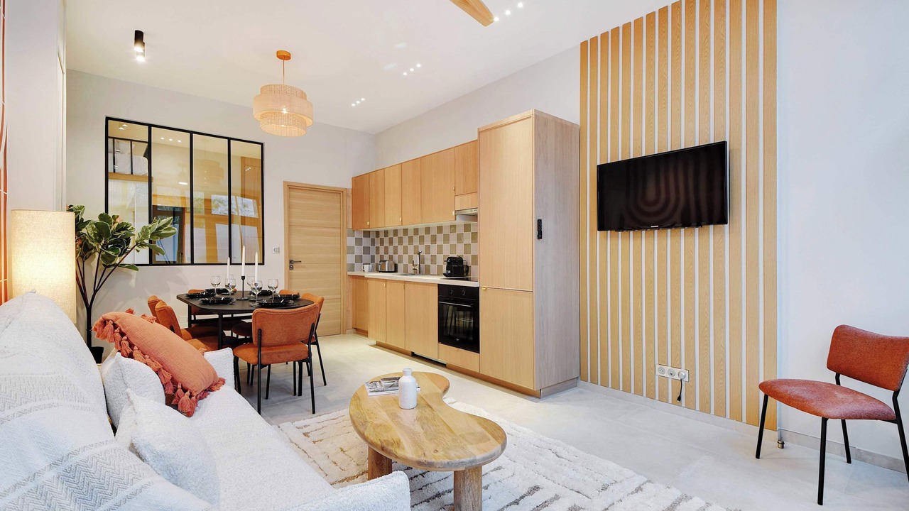 Photo of Livingroom in Clignancourt