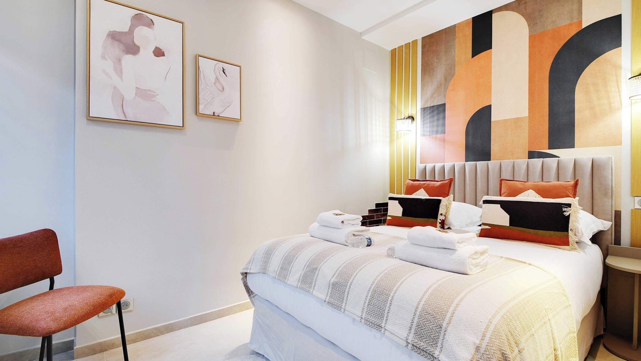 Photo of Bedroom in Clignancourt