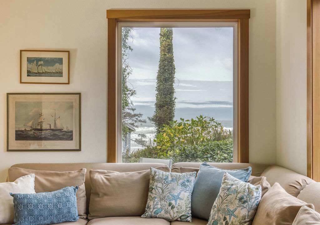 Photo of Bedroom in Neskowin