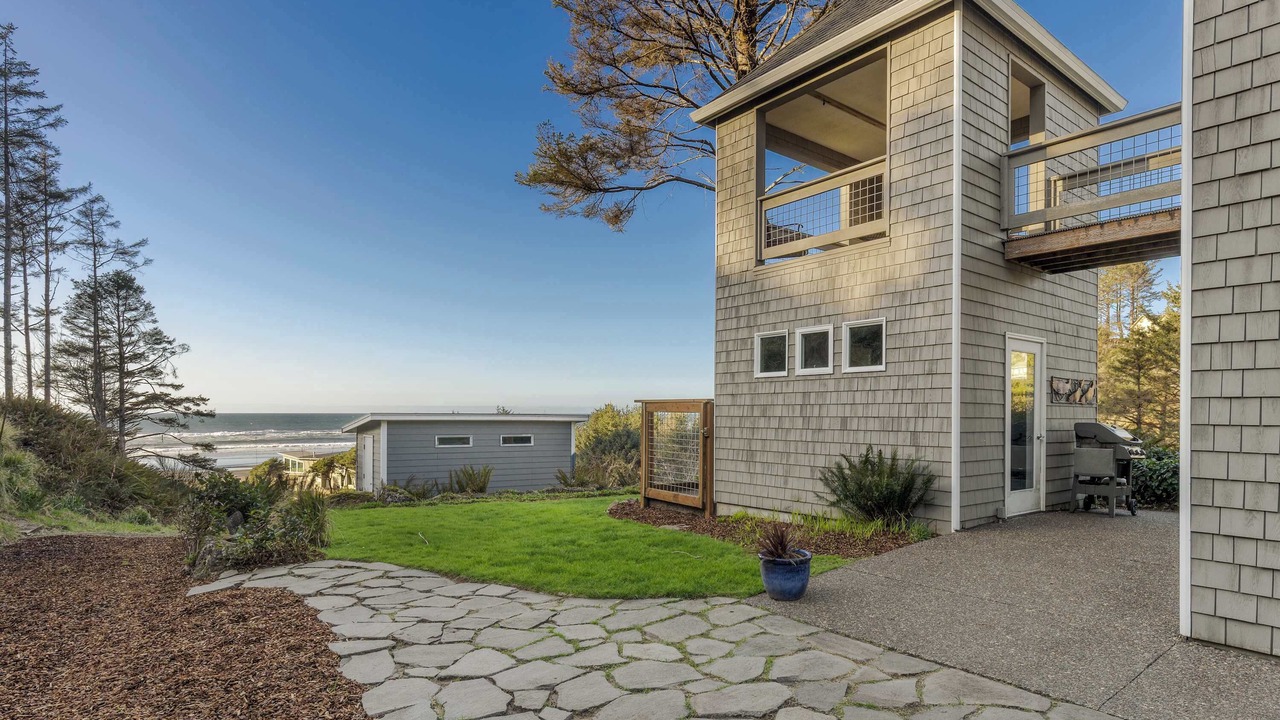 Photo of Patio Balcony in Neskowin