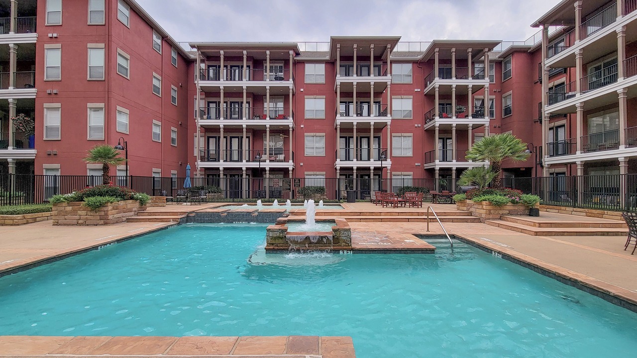 Photo of Outdoor in Uptown