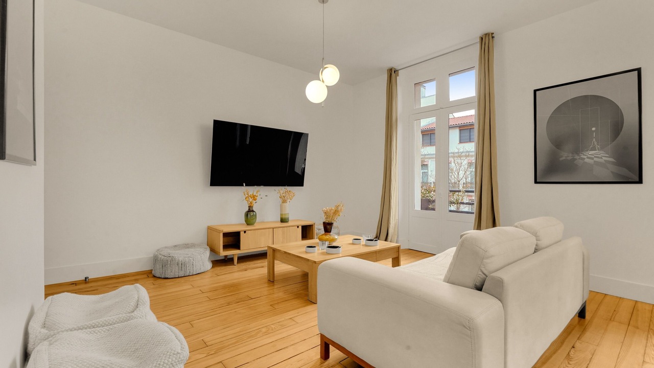 Photo of Livingroom in Guilhemery